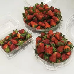 Strawberries at Bacolodpages